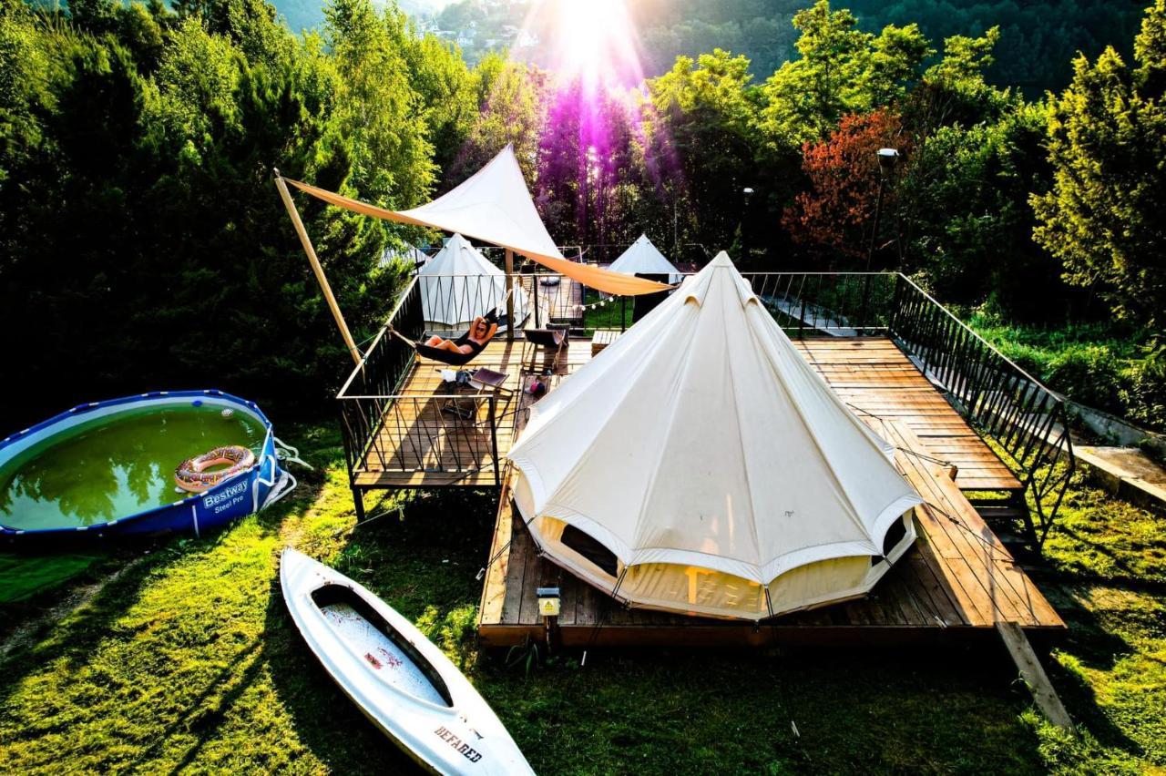 Готель Glampspace - Szlak Beskidzki Мендзибродзе-Бяльське Екстер'єр фото
