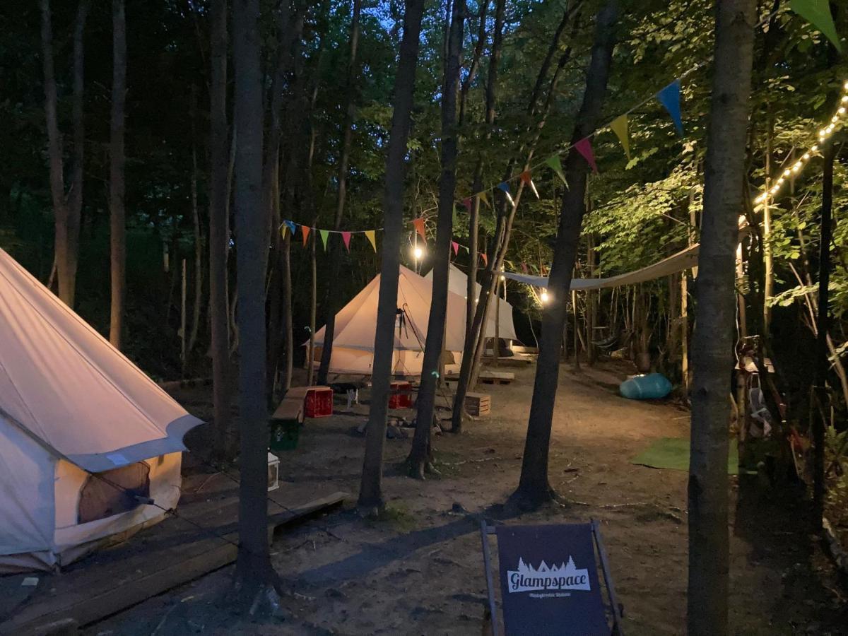 Готель Glampspace - Szlak Beskidzki Мендзибродзе-Бяльське Екстер'єр фото